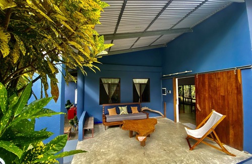 Puerto Jimenez Maison | Maison de plage moderne ☀️ WiFi Piscine ☀️ A / C