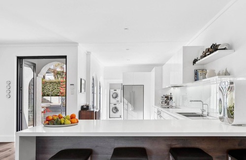 Mosman Maison | Casa Bella Luxury Waterfront | Executive Luxury House in Sydney with Great Swimming Pool