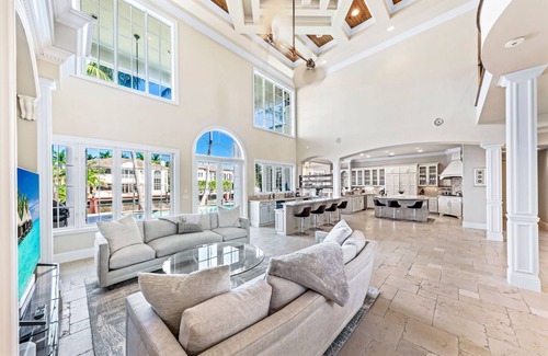 Seven Isles Maison | Casa Bella-Vita Luxurious Waterfront Living