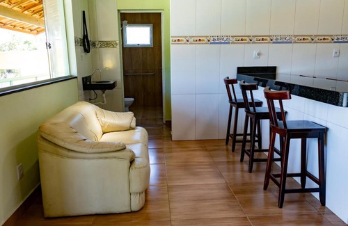 Confins Maison | Casa bem equipada com piscina,churrasqueira e WiFi