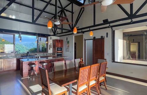 Portalon Maison | Casa Bendecida – The Blessed House in the Beautiful Hills of Portalon!