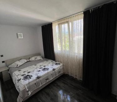 Calimanesti Maison | Casa Best
