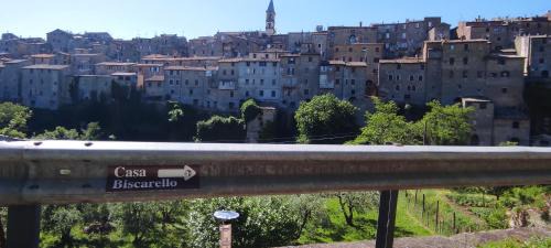 Grotte di Castro Maison | Casa Biscarello - Borgo e Lago