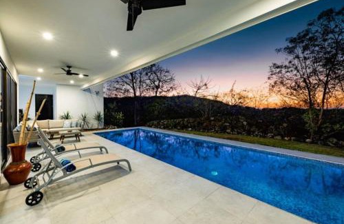 Playa Hermosa Maison | Casa Blanca