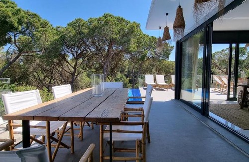 Pals Villa | Casa Blanca