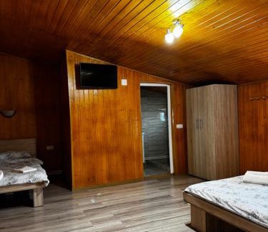 Cartisoara Maison | Casa Blendea Daniela
