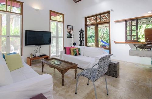 Barra do Una Maison | Casa na Vila Barra do Una com Churrasqueira