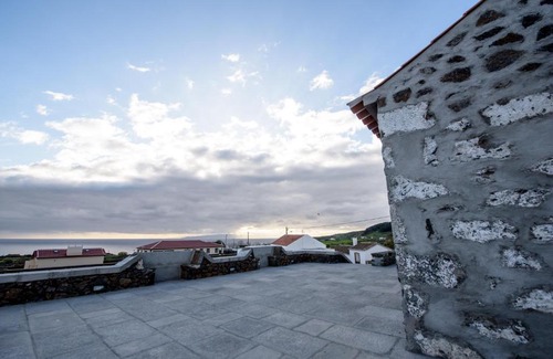 Angra do Heroismo Maison | Casa Branca da Chaminé