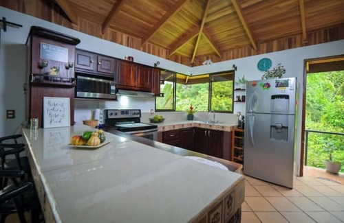 La Tigra Maison | Casa Bromelia, 30 minutes from La Fortuna