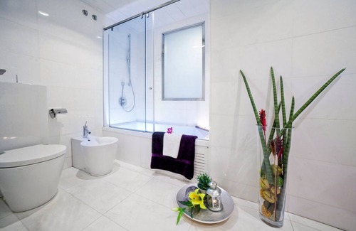 Eixample Villa | Casa Bruc - Five Bedroom Villa, Sleeps 10