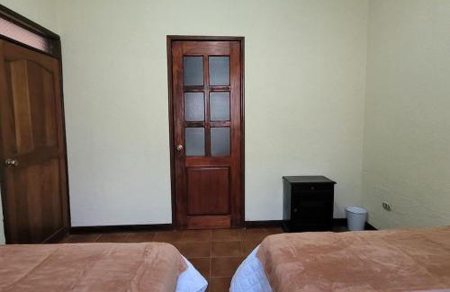 Santa Clara La Laguna Maison | Casa Bugambilias