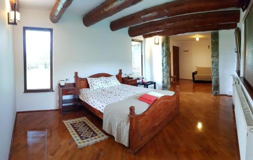 Cristian Maison | Casa Bunicului