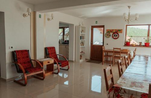 Ranca Maison | Casa Bunicutei