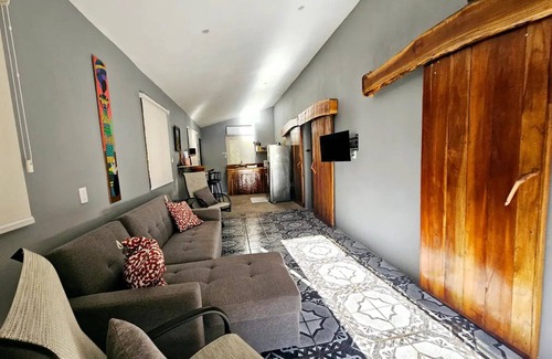 Las Lomas Appartement | Casa Cariad *Cottage house near Playa Bejuco*