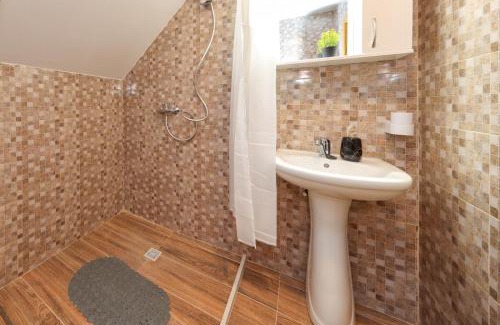 Moieciu Cabine | Casa Calatorului Rasnov