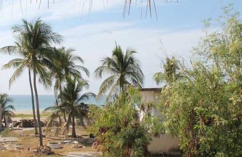 Brisas de Zicatela Maison | Beach Cottage à seulement 50 mètres de la plage avec A / C