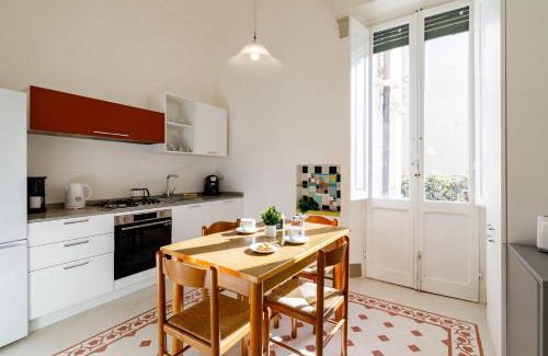 Siena Historical Center Maison | Casa Calise Elegant 1920s Villa with Garage