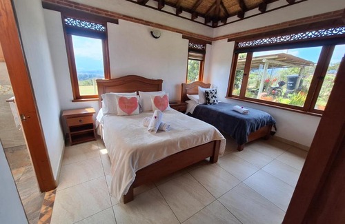 Villa de Leyva Maison | Casa Campestre Flores Amarillas
