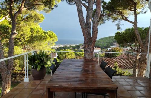 Premia de Dalt Appartement | Casa Can Bellavista Barcelona town house