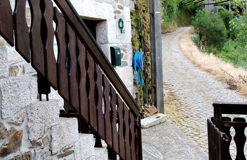 Castro Daire Cottage | Casa Carolina - Maison de campagne