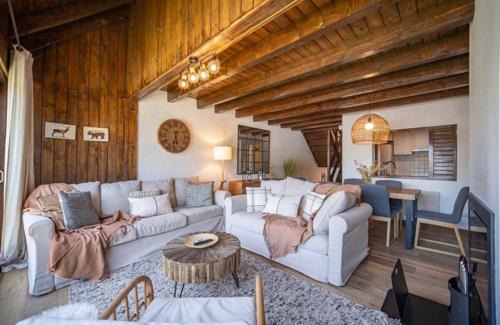 Pujo Chalet De Ski | Casa Catania-Acogedora casa con impresionantes vistas-Fibra Optica