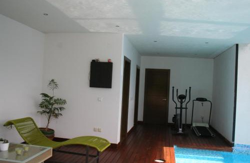 Vilanova del Valles Maison | Casa ceca de la Playa y Barcelona, con piscina climatizada y jacuzzi