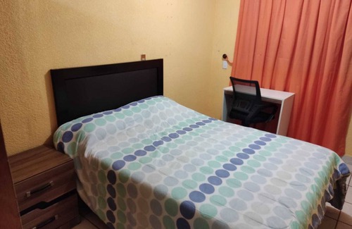 Morelia Maison | Casa Cerca de la Central de Autobuses. Con Estacionamiento Para un Auto