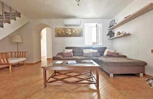 Constantina Maison | Casa Cerro Luna Con Chimenea