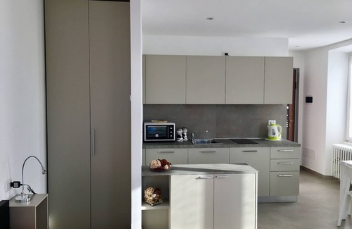 Pettenasco Appartement | Casa Cesira - vue sur le lac d'Orta au premier étage
