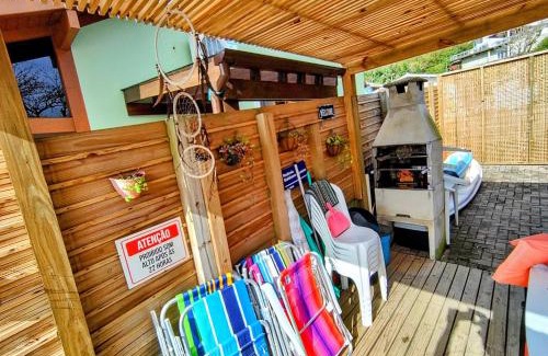 Ribeirao da Ilha Maison | Casa charmosa pé na areia por do sol