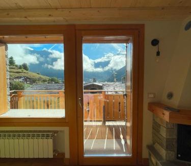 Villa Dalegno Appartement | Casa Cloe - Terrazza sull'Adamello