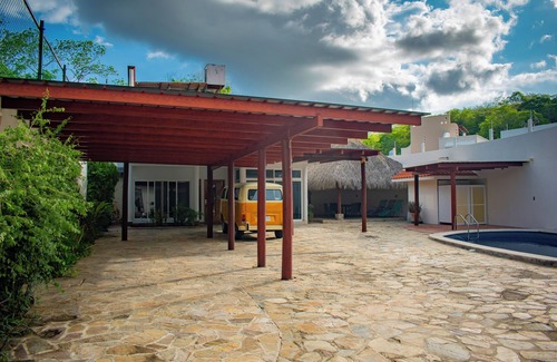 Crucecita Maison | Casa colibrí
