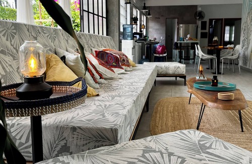Playa Coronado Maison | Casa Colibrí / Hummingbird Home — Lush Beach House w/pool and ping pong.