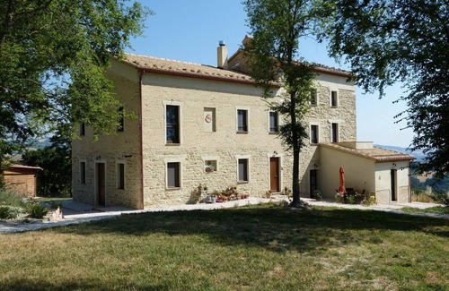 Pergola Appartement | Casa Collinetta, charmante maison de campagne récemment rénovée dans les Marches