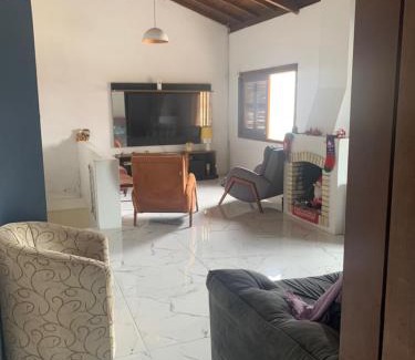 Tramandai Maison | Casa com 4 quartos e piscina pra aproveitar