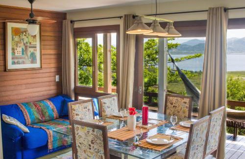 Garopaba Maison | Casa com piscina e incrível vista para lagoa