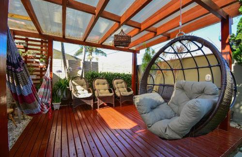 Alto Ribeirao Leste Maison | Casa com Piscina no Ribeirão da Ilha - SDI013