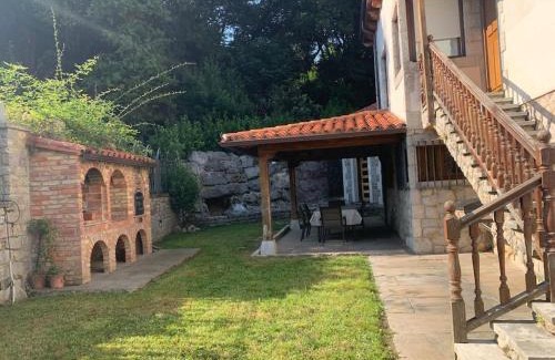 Pechon Maison | Casa con amplio jardín en Pechón