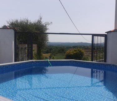 Terranuova Bracciolini Maison | Casa con piscina camino e biliardo