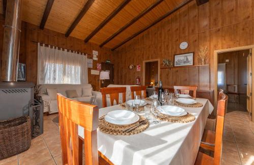 Valverde de Merida Chalet De Ski | Casa con piscina Jailás