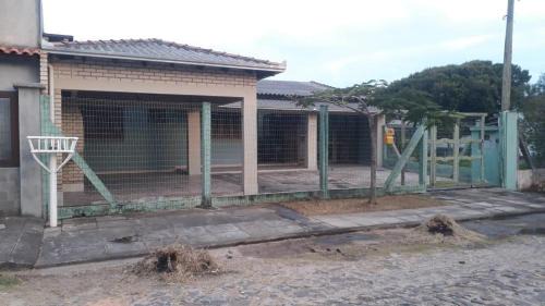 Tramandai Maison | Casa confortável em oásis