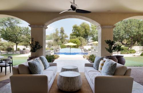 Stoneview Maison | Casa Consola