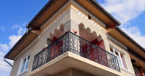 Calimanesti Maison | Casa Coralis