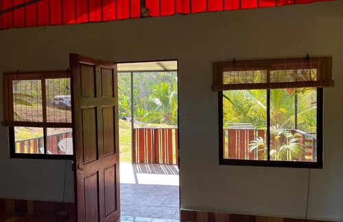Cabuya Maison | Casa Corteza - tranquility in Cabuya highlands