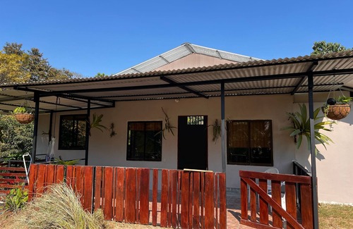 Cabuya Maison | Casa Corteza - tranquility in Cabuya highlands