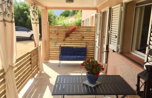 Sainte-Lucie-de-Tallano Appartement | CASA CRISTINA Charmant Appartement CALME ENTRE MER ET MONTAGNE
