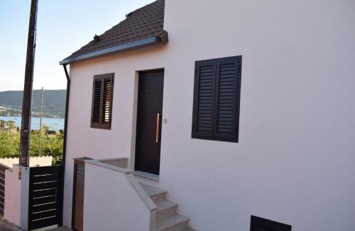 Redondela Cabine | Casa Cuartel