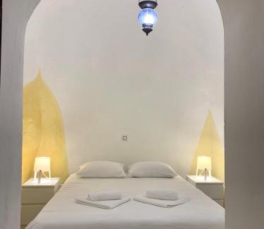Perales de Tajuna Maison | Casa Cueva Castillo