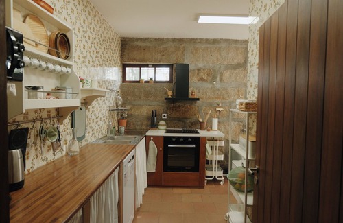 Parada de Todeia Maison | Casa da Alvarinha. Vie privée, Confort, Nature.