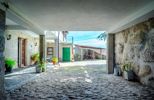 Paredes Maison | Casa da Guarda de Fora